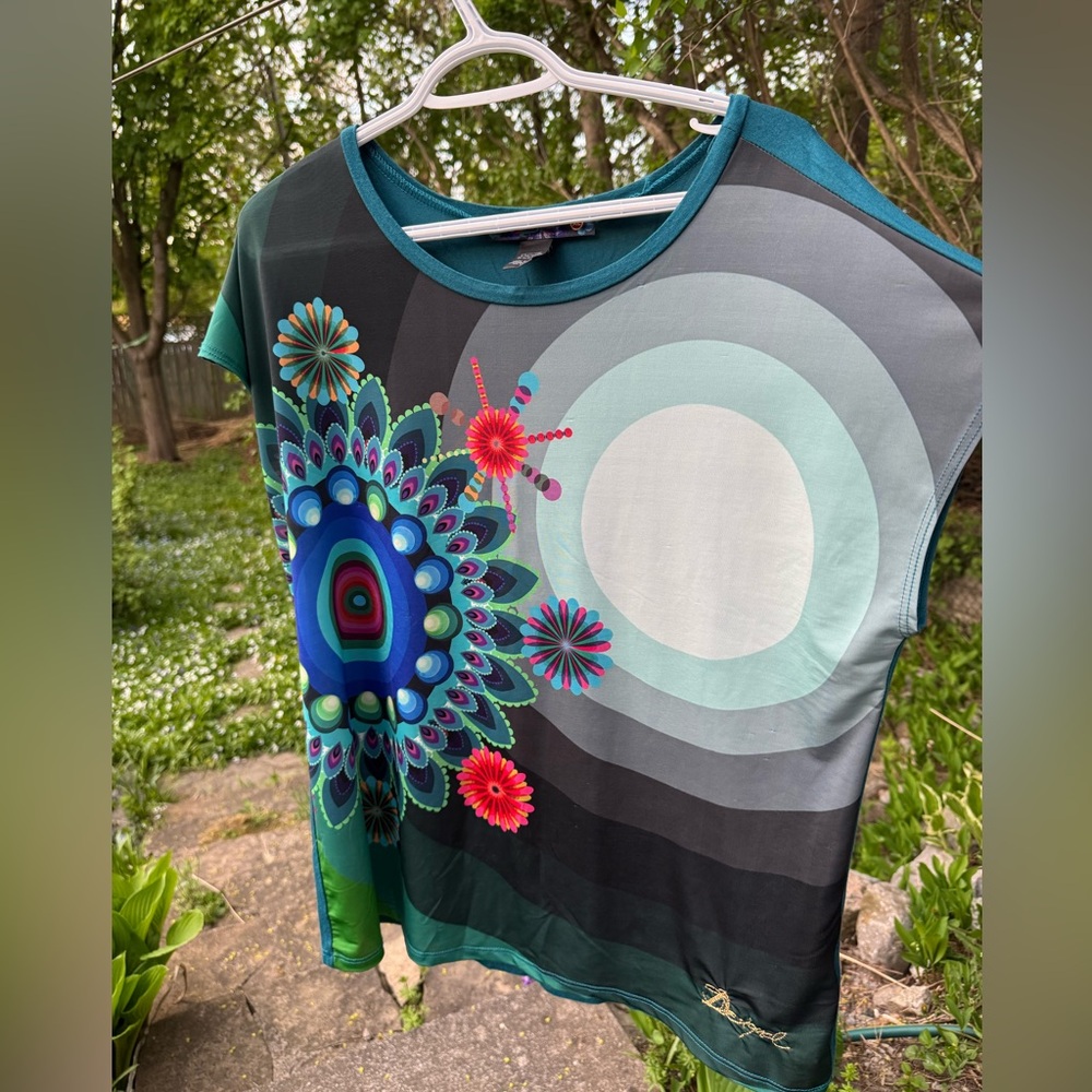 Colorful Graphic Women's Top